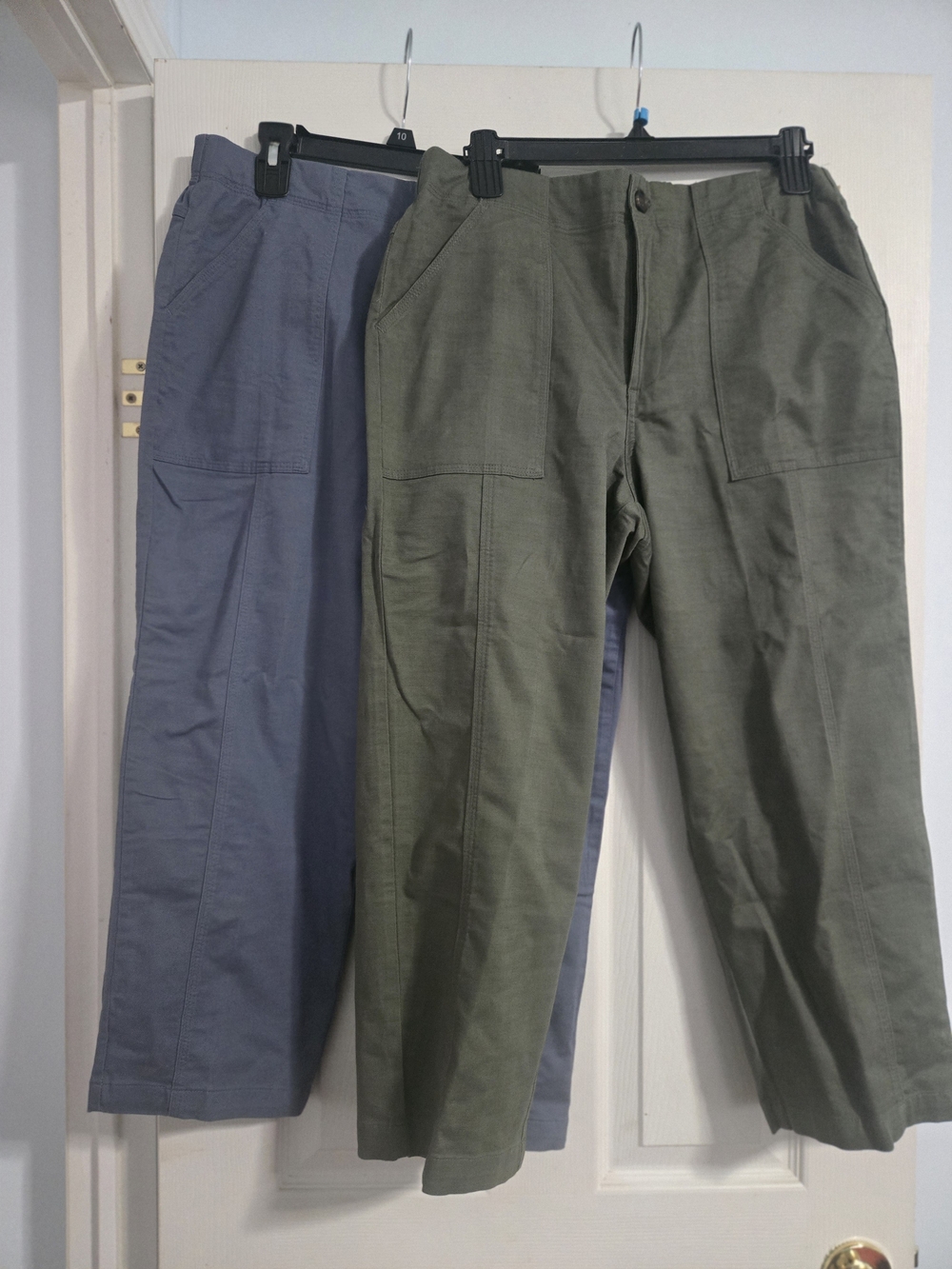 Women's Capris in Olive Green and Slate Blue